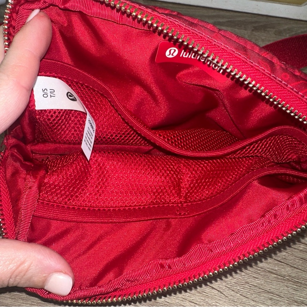 Lululemon Year of The Snake Bag Limited Edition Never Used NWOT - Picture 10 of 13